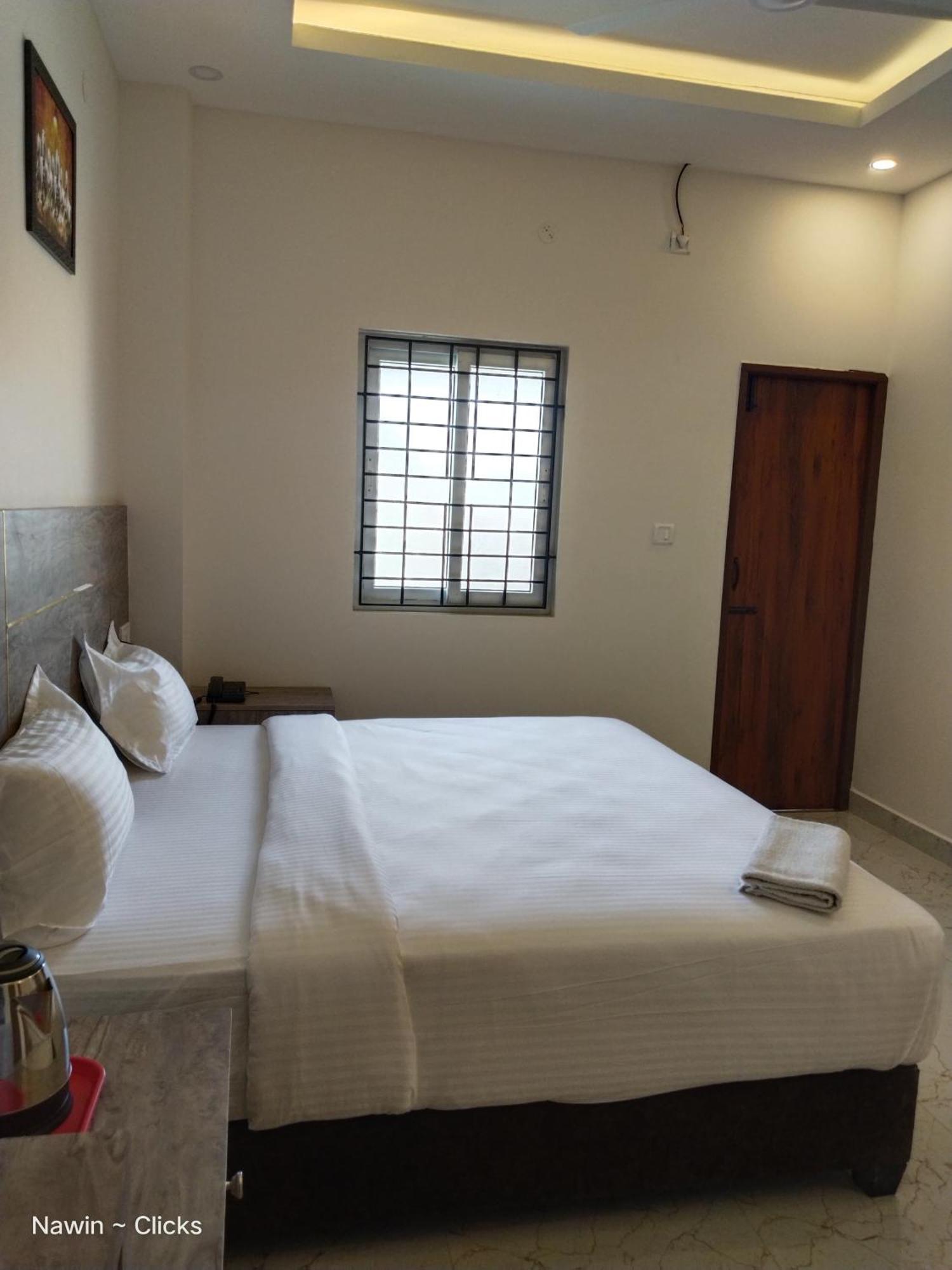 Redfox Hotel-T.Nagar Chennai Exterior photo