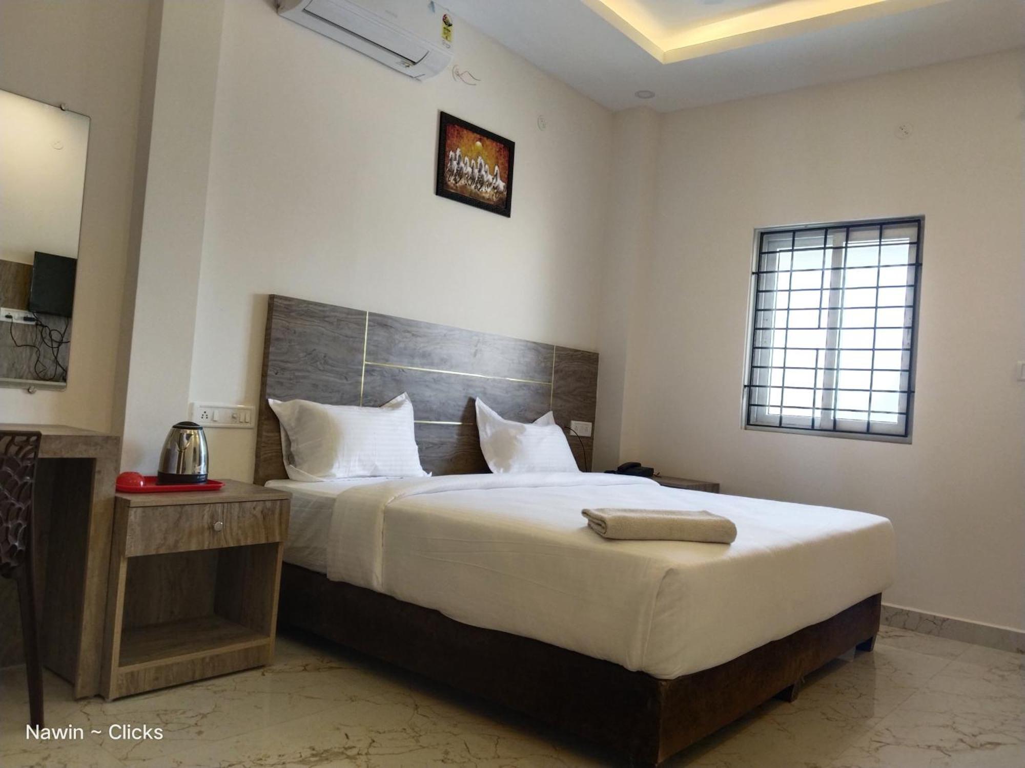 Redfox Hotel-T.Nagar Chennai Exterior photo